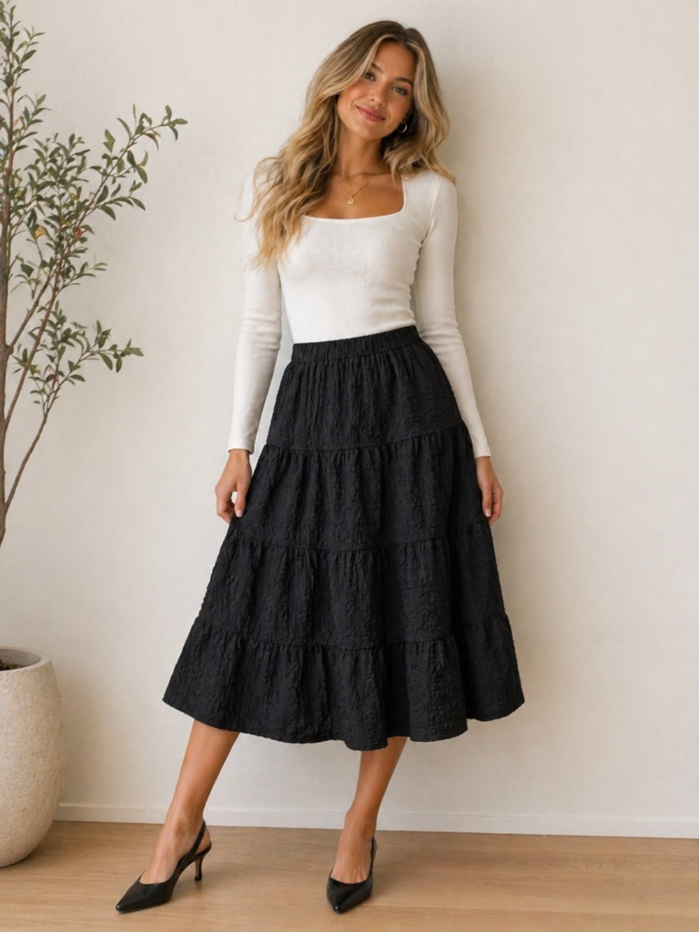 Black Textured Tiered Midi Skirt Elastic Waist Size XL Creative Genius